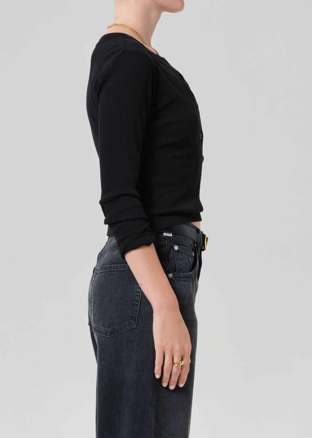 Varra Henley in Black