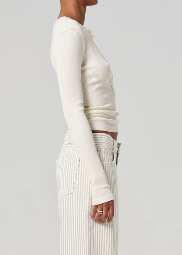Varra Henley Cameo