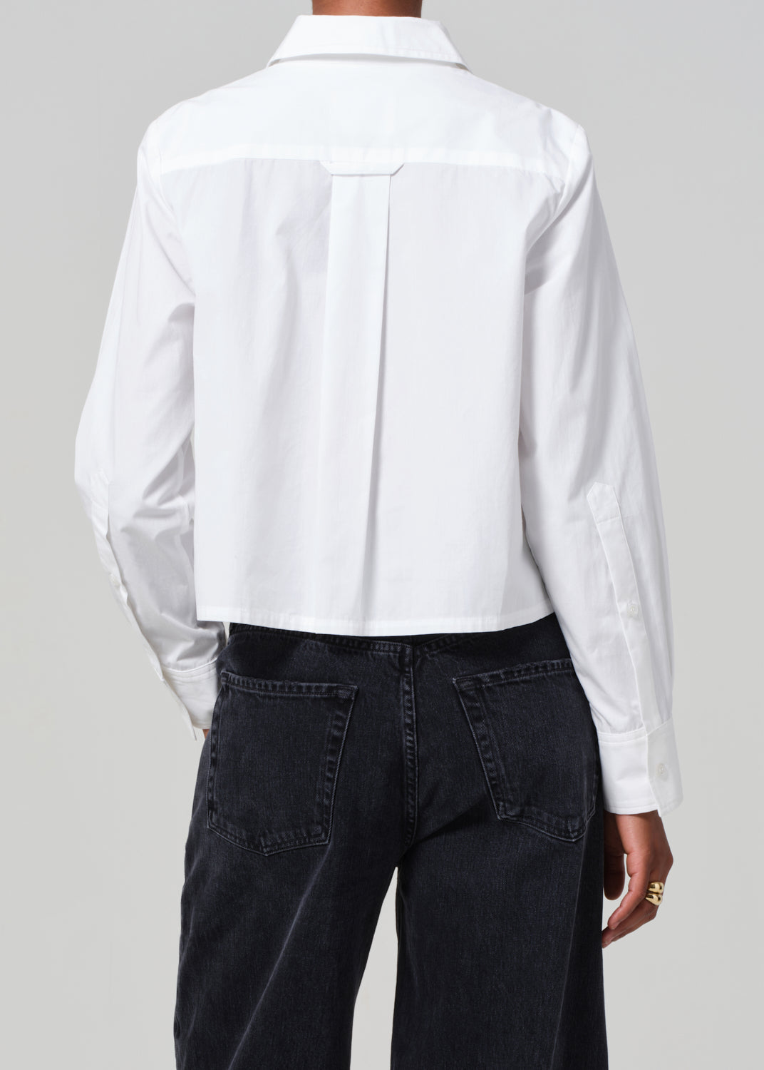 Fino Boxy Cropped Tuxedo in White back