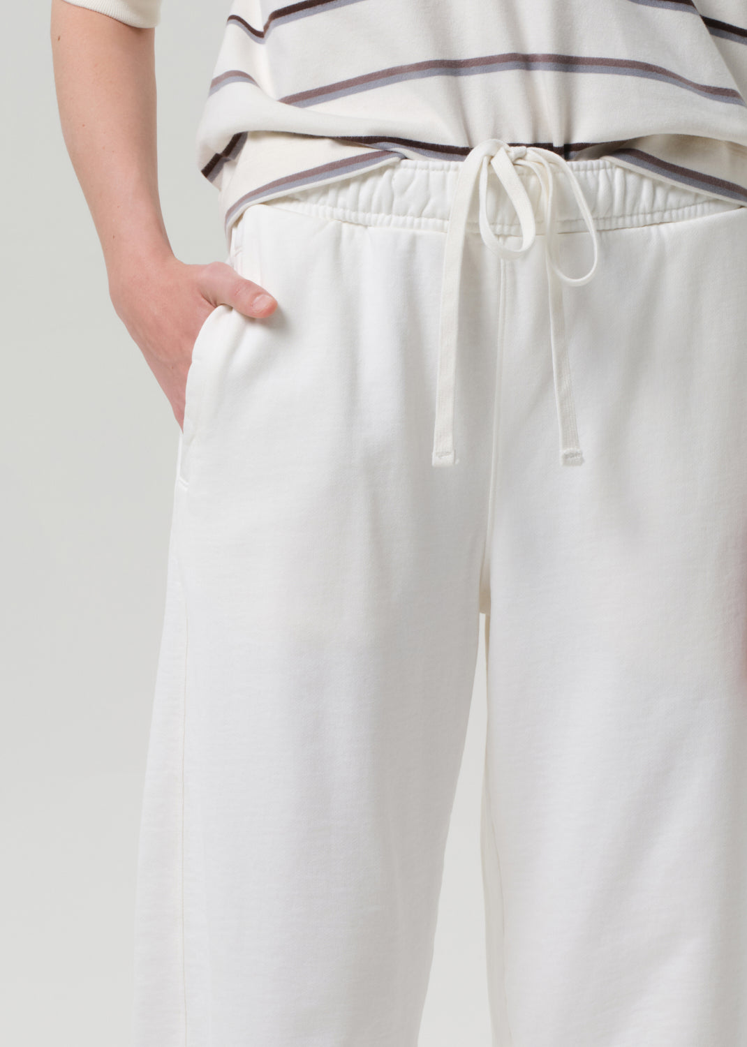 Miro Sweatpant in Pashmina detail