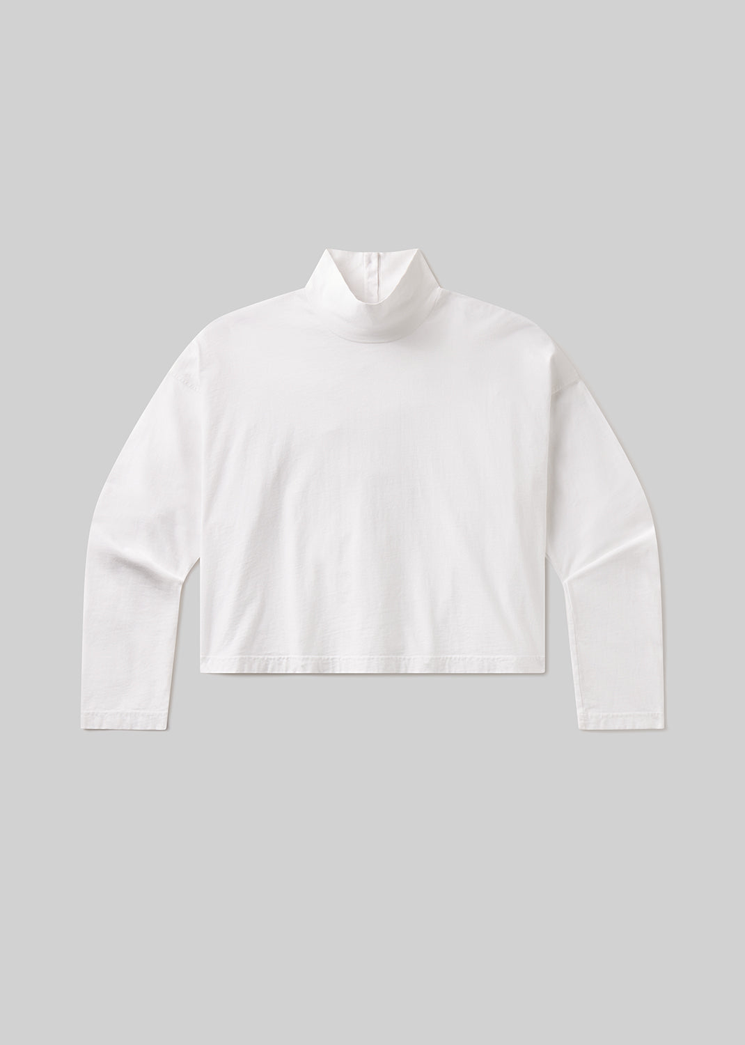 Nola Turtleneck in White flat