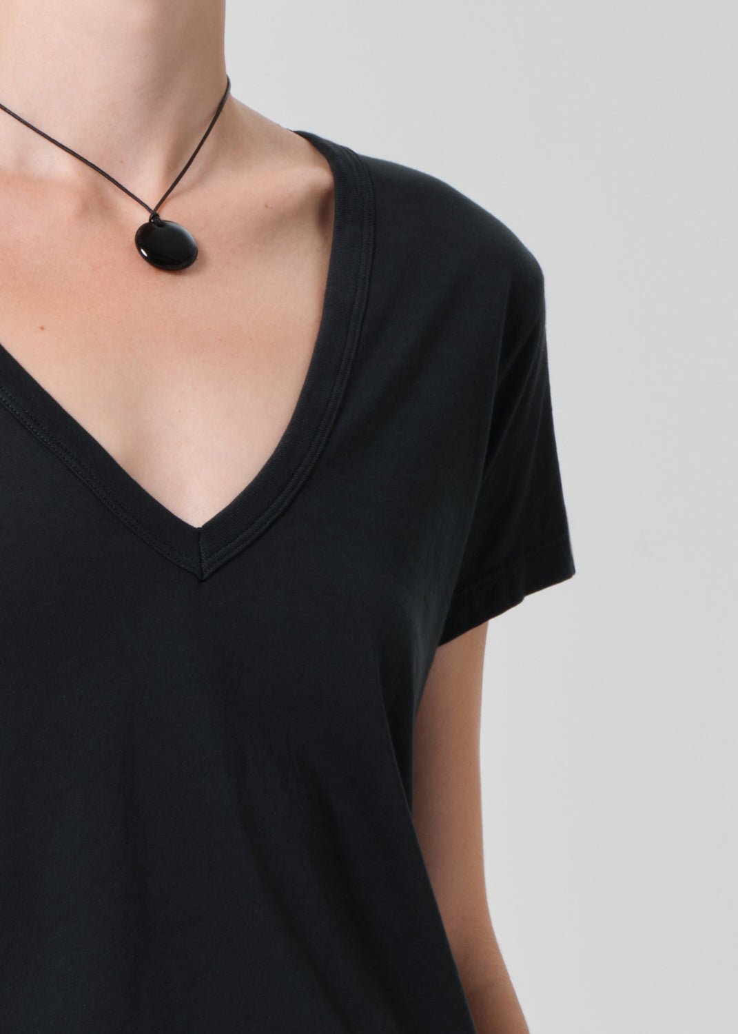 Hara V Neck Tee in Washed Black