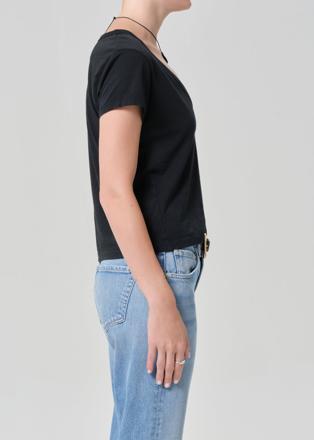 Hara V Neck Tee in Washed Black