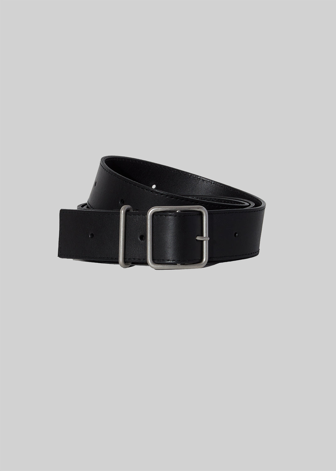 Janessa Leoné Bowe Belt in Black flat