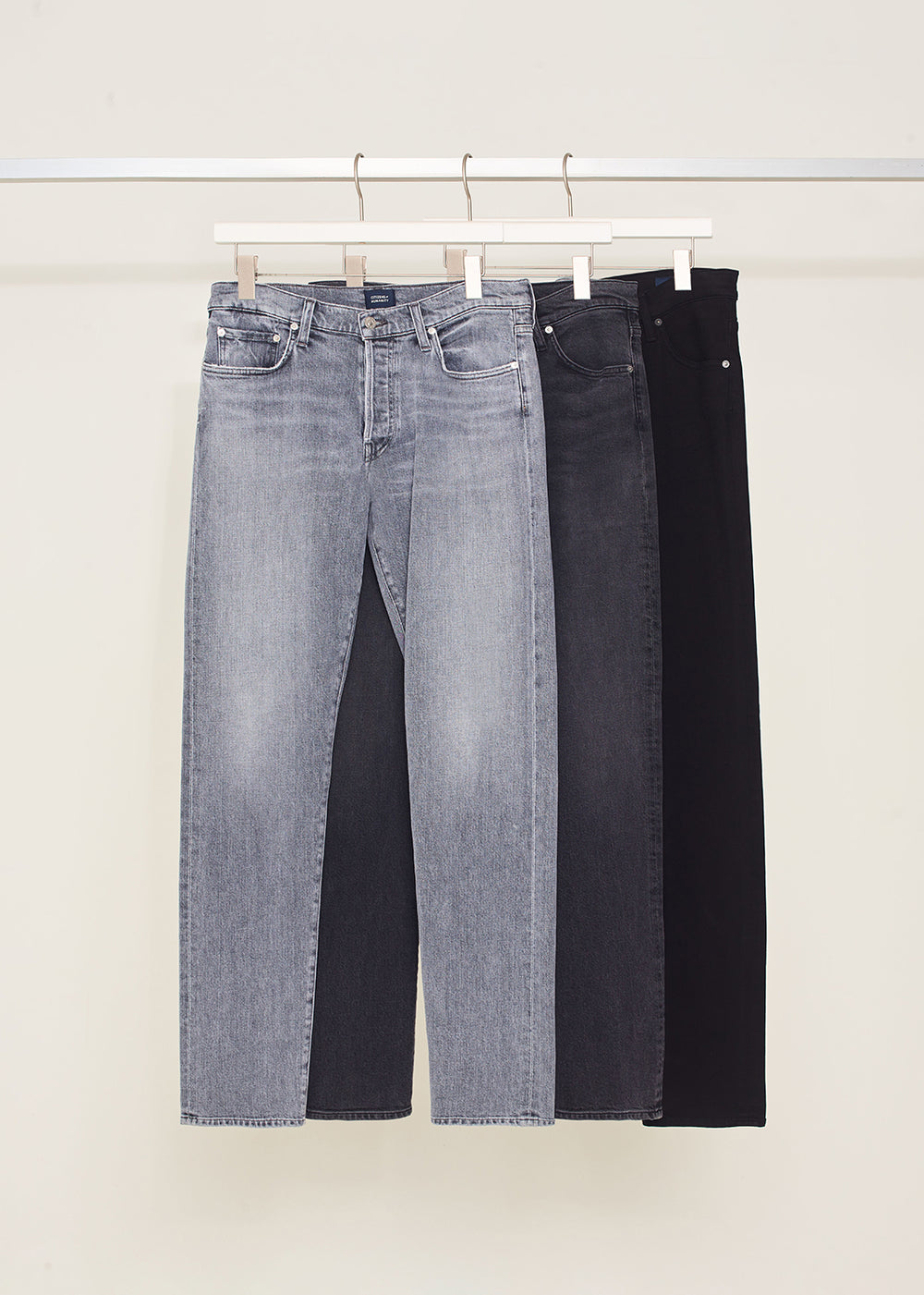 H&M - Embrace our Embrace fit: these smart stretch jeans