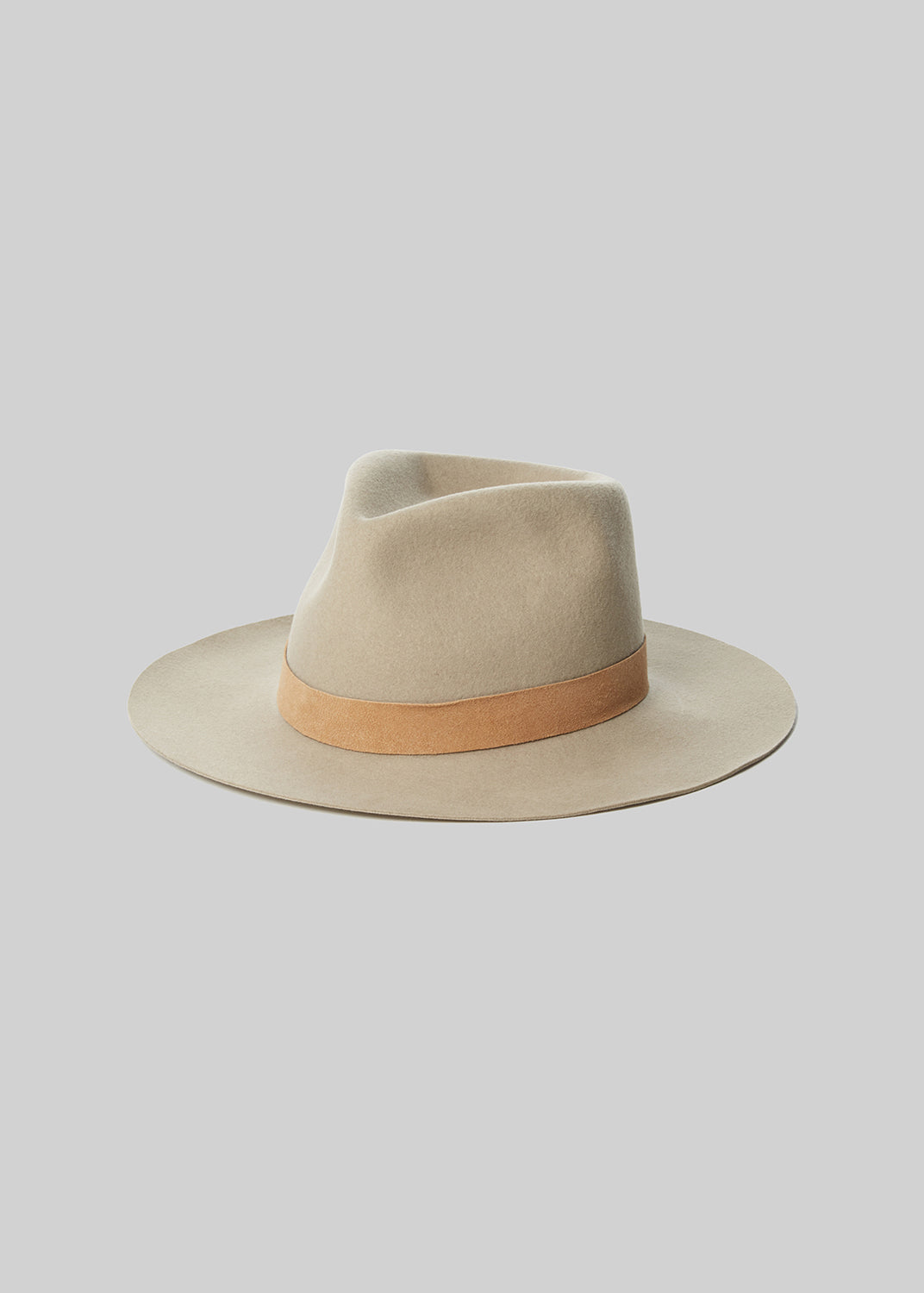 Janessa Leoné Ross Hat in Clay flat