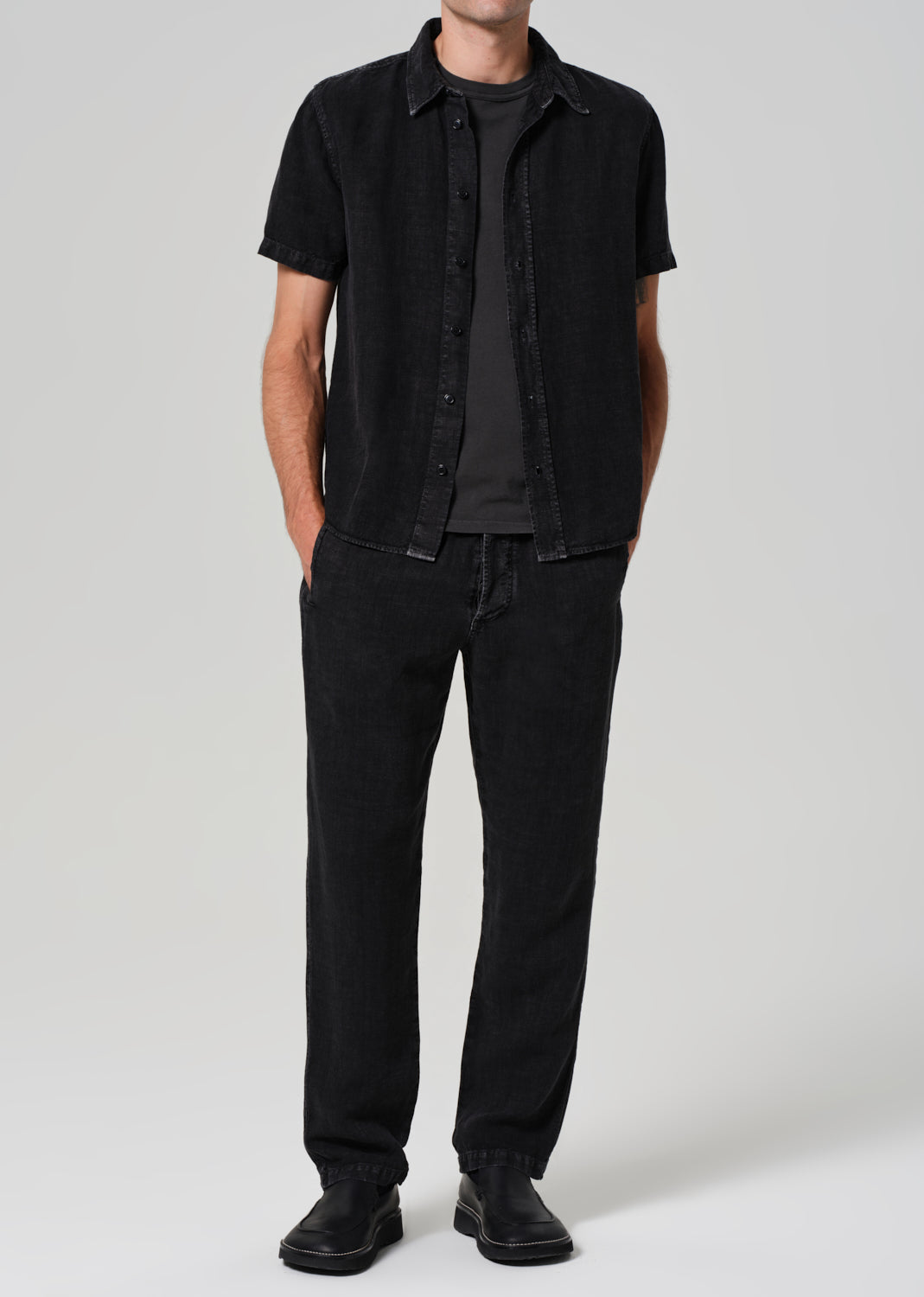 Cairo Short Sleeve Linen Shirt in Washed Black L / Washed Black Cairo Short Sleeve Linen Shirt in Washed Black L / Washed Black