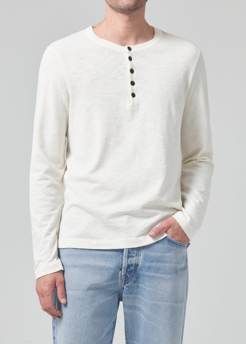 Classic Henley in Canvas