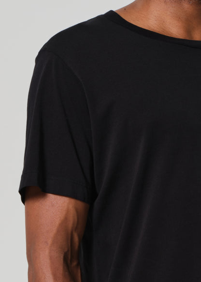 Everyday Short Sleeve Tee in Black detail