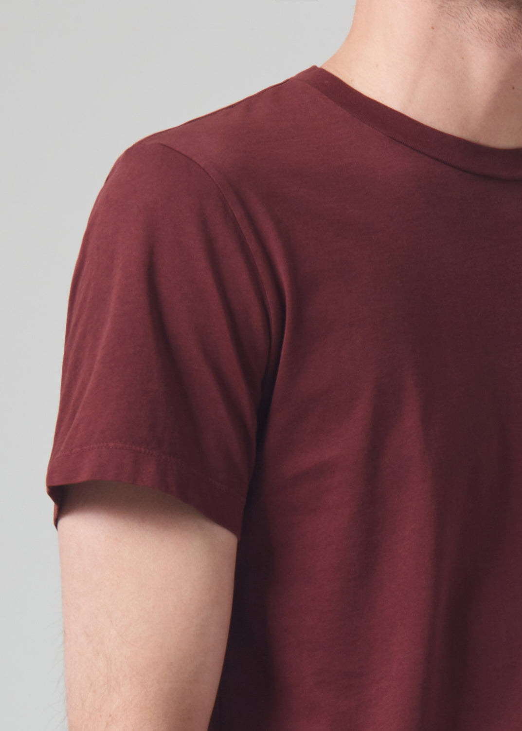 Everyday Short Sleeve Tee Slub Jersey in Smoked Hazel detail