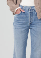 Emery Crop Relaxed Straight Jeans in Crescent detail
